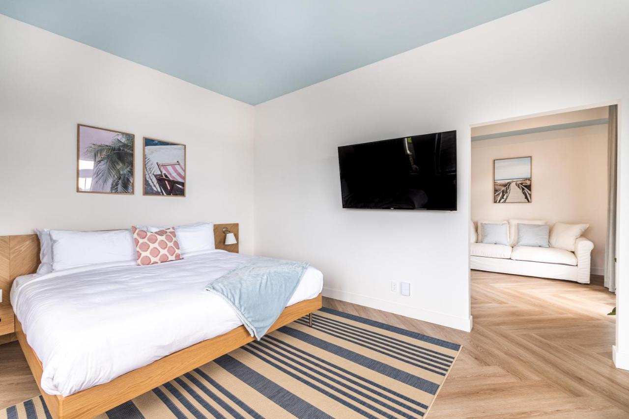 Hotel Le Rosay Venise-en-Québec Екстериор снимка